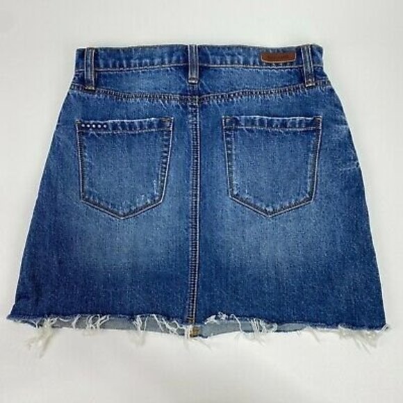 BLANKNYC Denim Mini Skirt Size 26 Distressed Frayed Hem Jean 100% Cotton Casual - Picture 3 of 8
